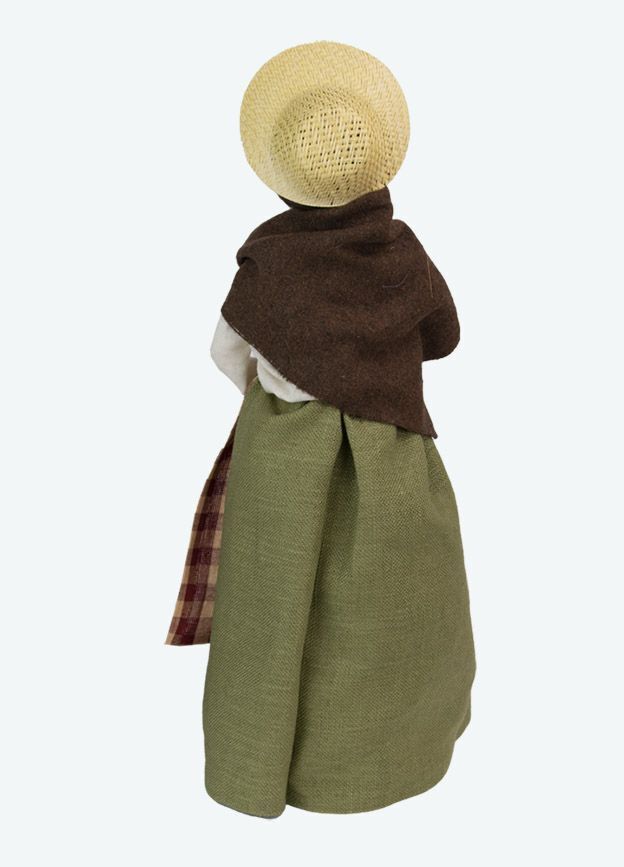 Byers Choice Carolers New 2022 Harvest Woman w/ Basket 4868W Authorized Dealer - The Primitive Pineapple Collection