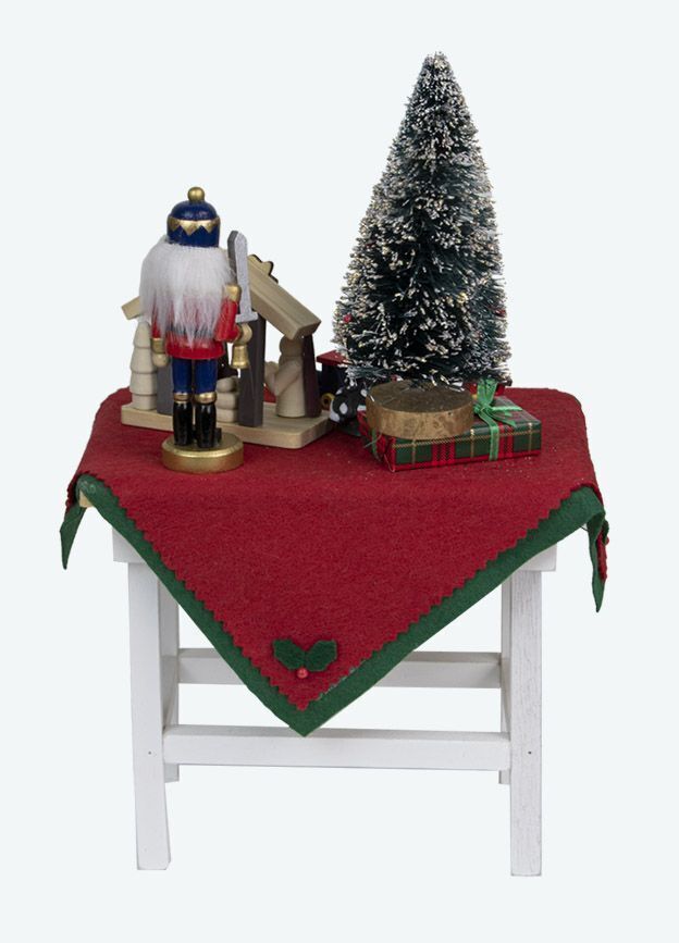 Byers Choice 2022 Christmas Decorated Table 6326 Authorized Dealer - The Primitive Pineapple Collection