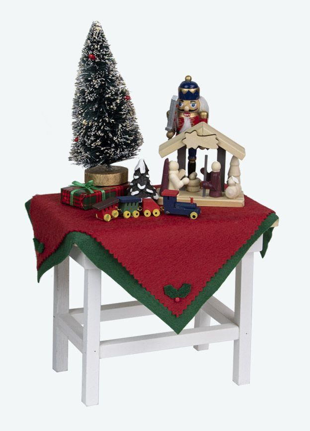 Byers Choice 2022 Christmas Decorated Table 6326 Authorized Dealer - The Primitive Pineapple Collection