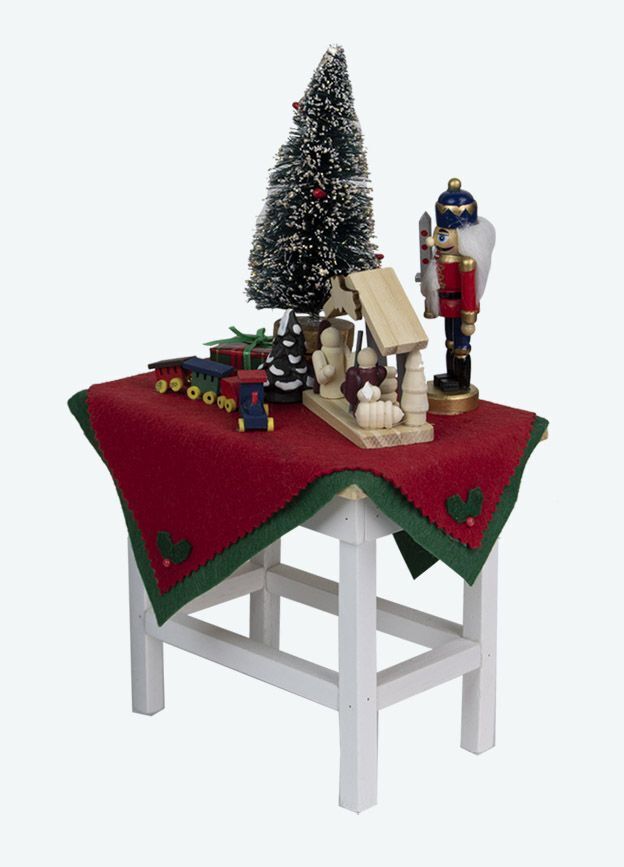 Byers Choice 2022 Christmas Decorated Table 6326 Authorized Dealer - The Primitive Pineapple Collection