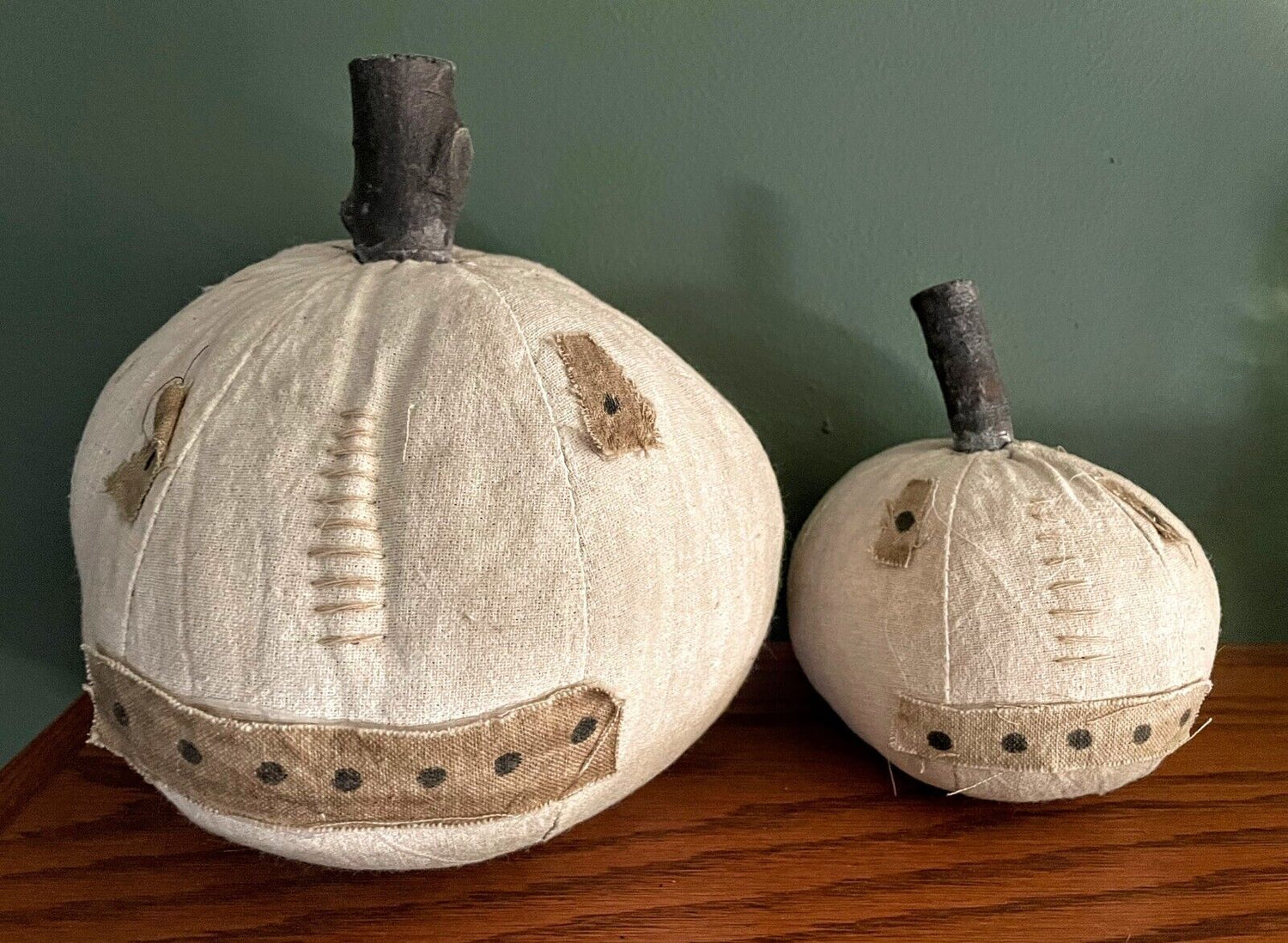 Primitive Halloween Fall White Grinning Pumpkin Head 4 " Jack O Lantern Fabric - The Primitive Pineapple Collection