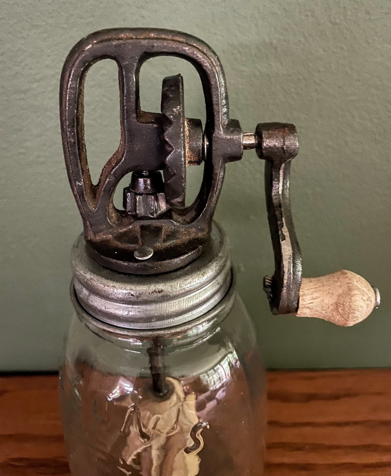 Primitive Farmhouse Retro Butter Churn Glass Mason Jar Crank Lid Display Only - The Primitive Pineapple Collection