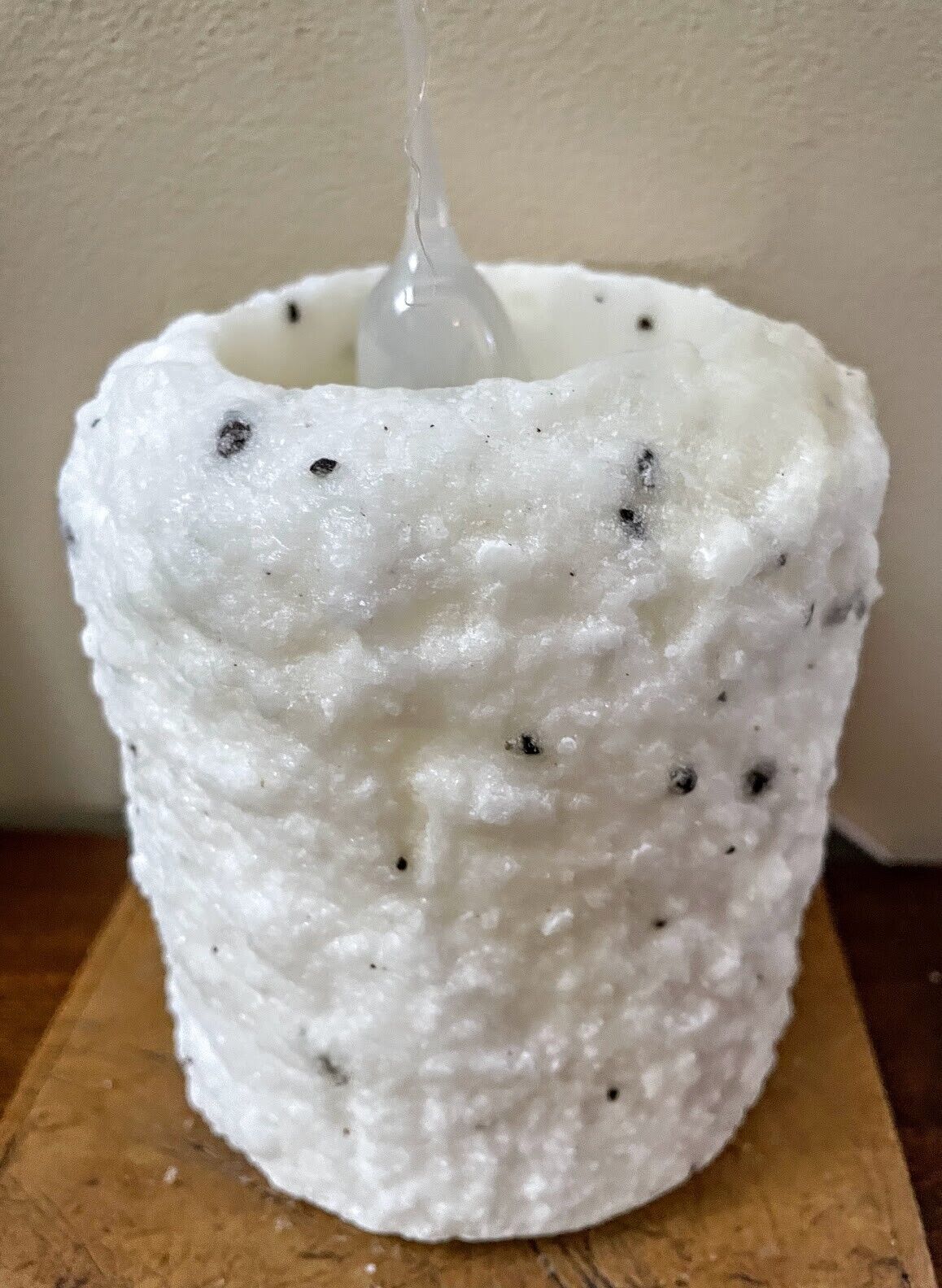 Primitive/Country Handcrafted Electric Hearth Vanilla Bean Candle 5" x 4’5" - The Primitive Pineapple Collection