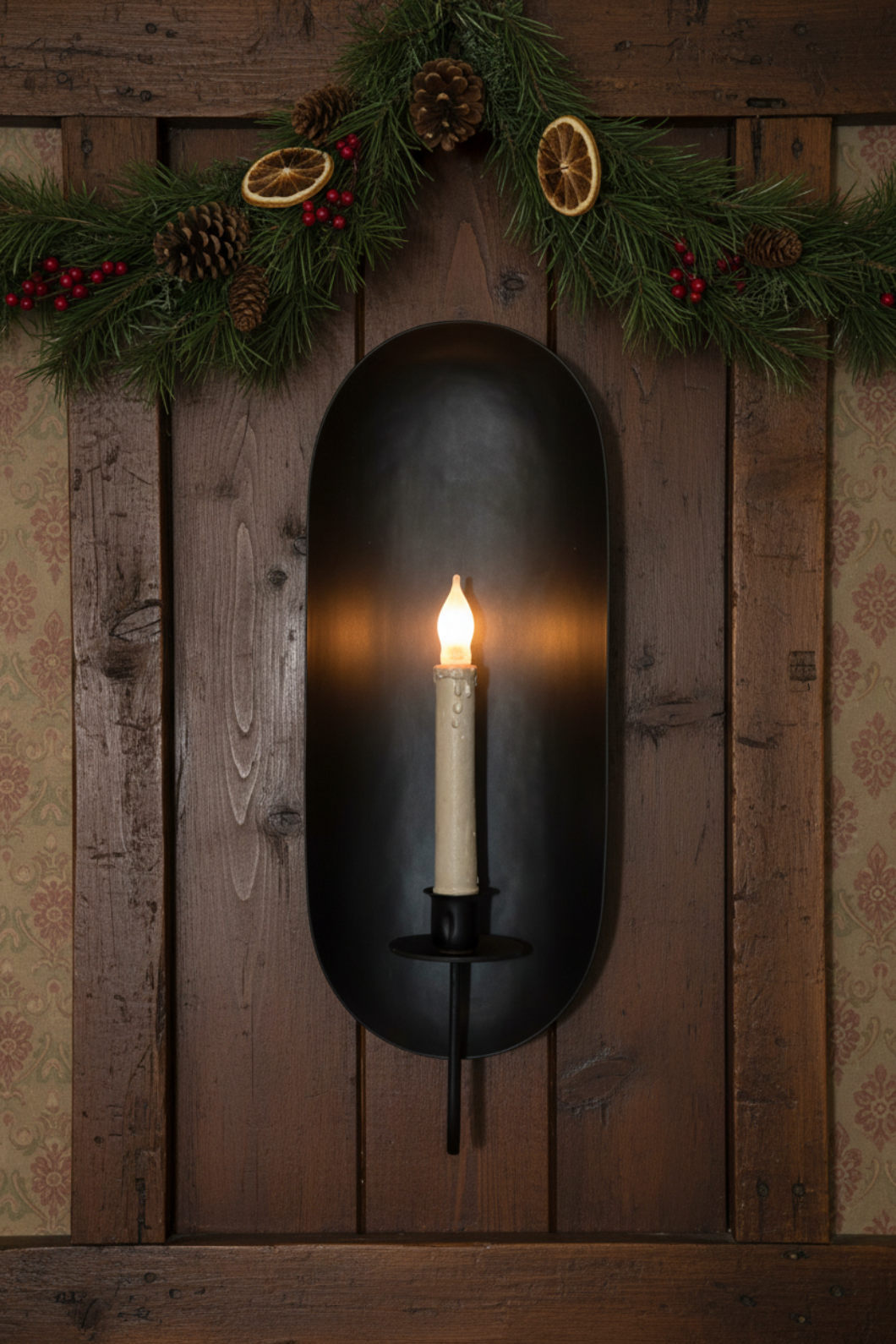 Primitive Colonial Black Metal Drawing Room Candle Sconce 15" - The Primitive Pineapple Collection