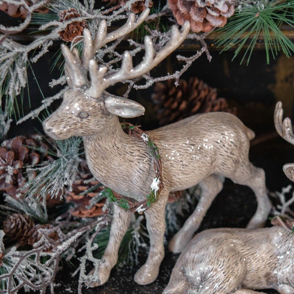 Ragon House Christmas 13" Standing Deer with Wreath Vintage/Retro Look - The Primitive Pineapple Collection