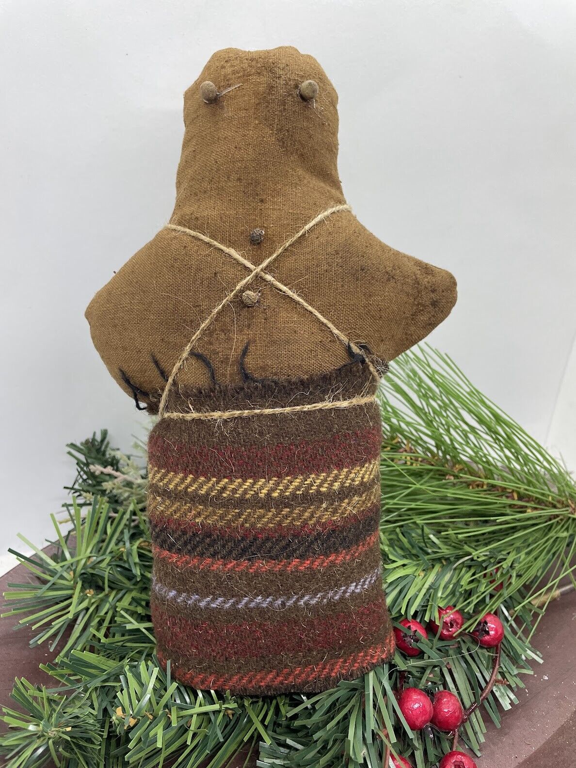 Primitive Handcrafted Gingerbread Men 11" Bowl Filler - The Primitive Pineapple Collection