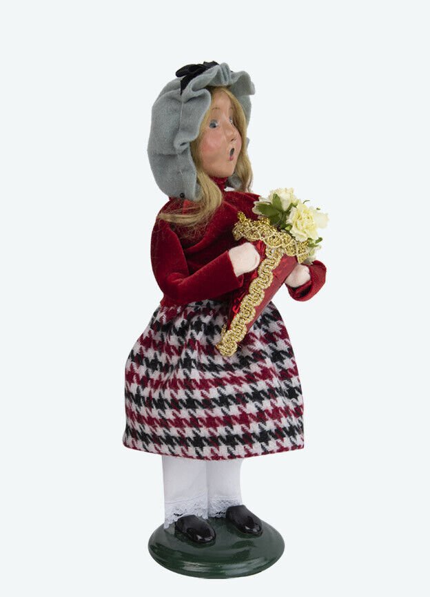 Primitive Colonial Byers Choice Valentines Day Girl w/ Flowers Caroler 2023 New - The Primitive Pineapple Collection