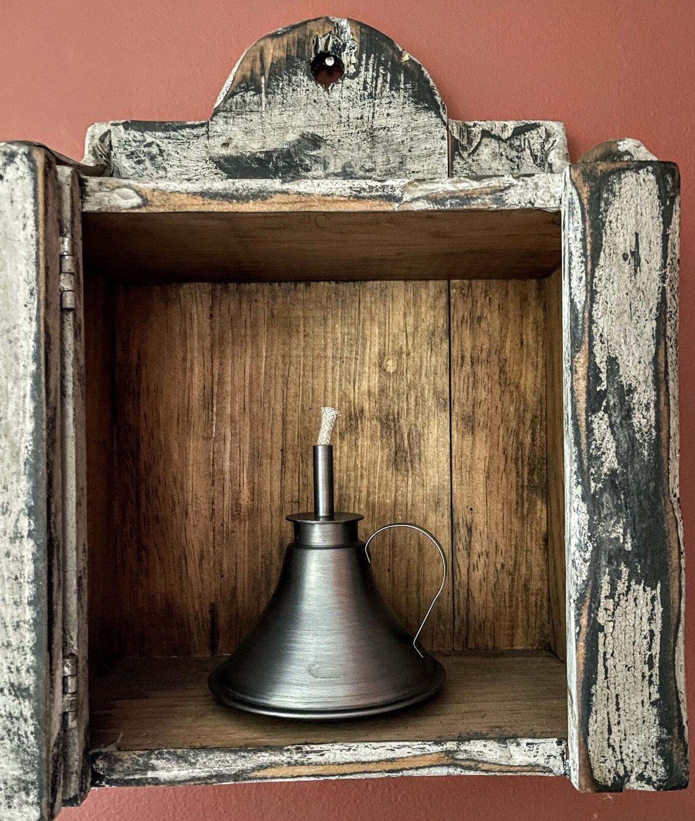 Primitive Colonial Working Oil Lamp Wick Included - The Primitive Pineapple Collection