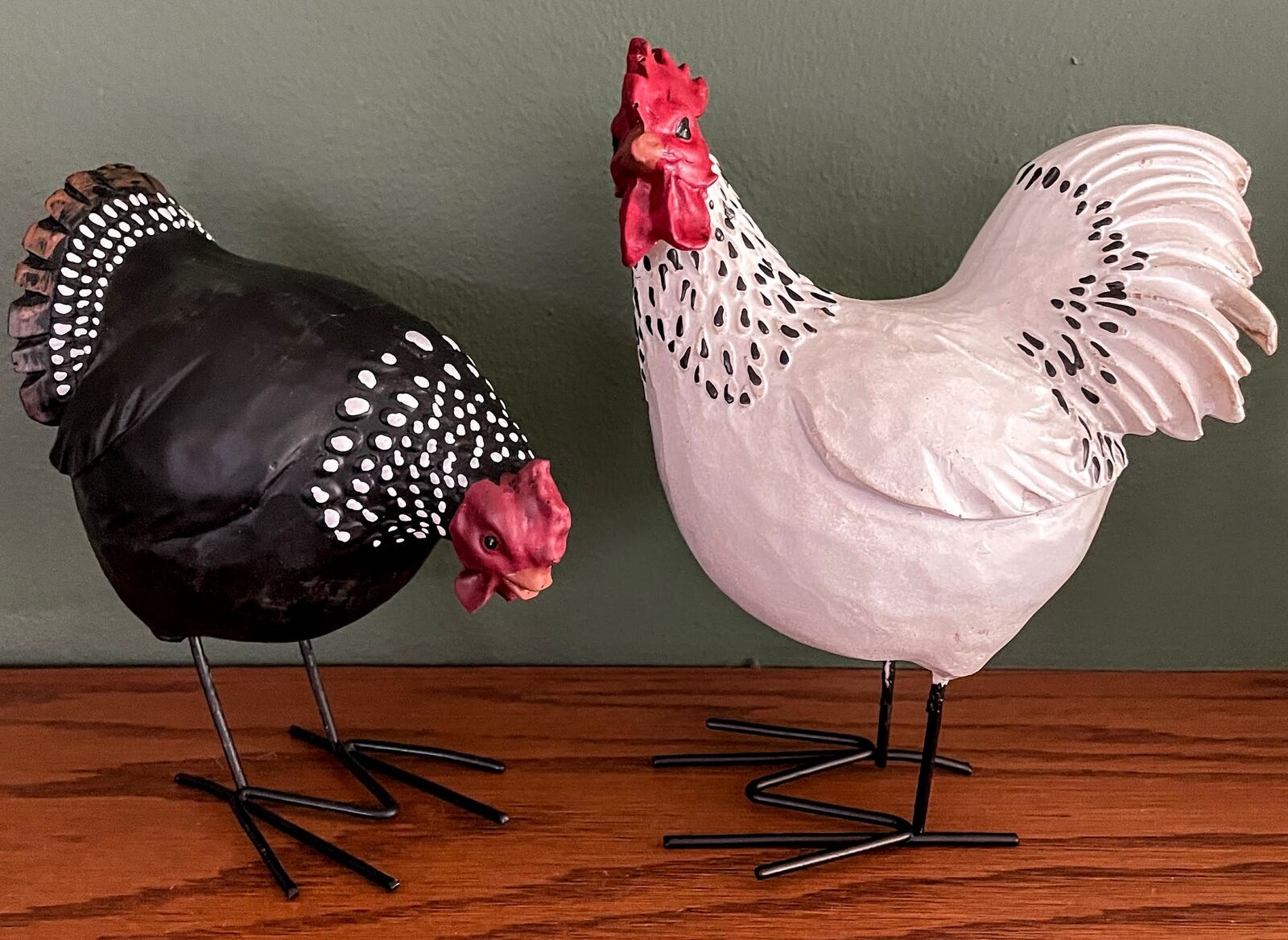 Primitive Farmhouse 6" Resin Black Chicken Rooster Figurine with wire Feet - The Primitive Pineapple Collection
