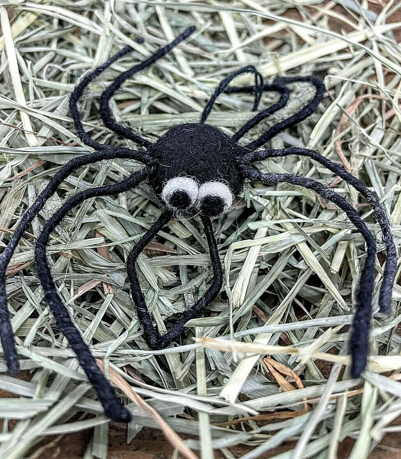 Primitive Folk Art Handmade Felted Wool Spider Ornaments - The Primitive Pineapple Collection