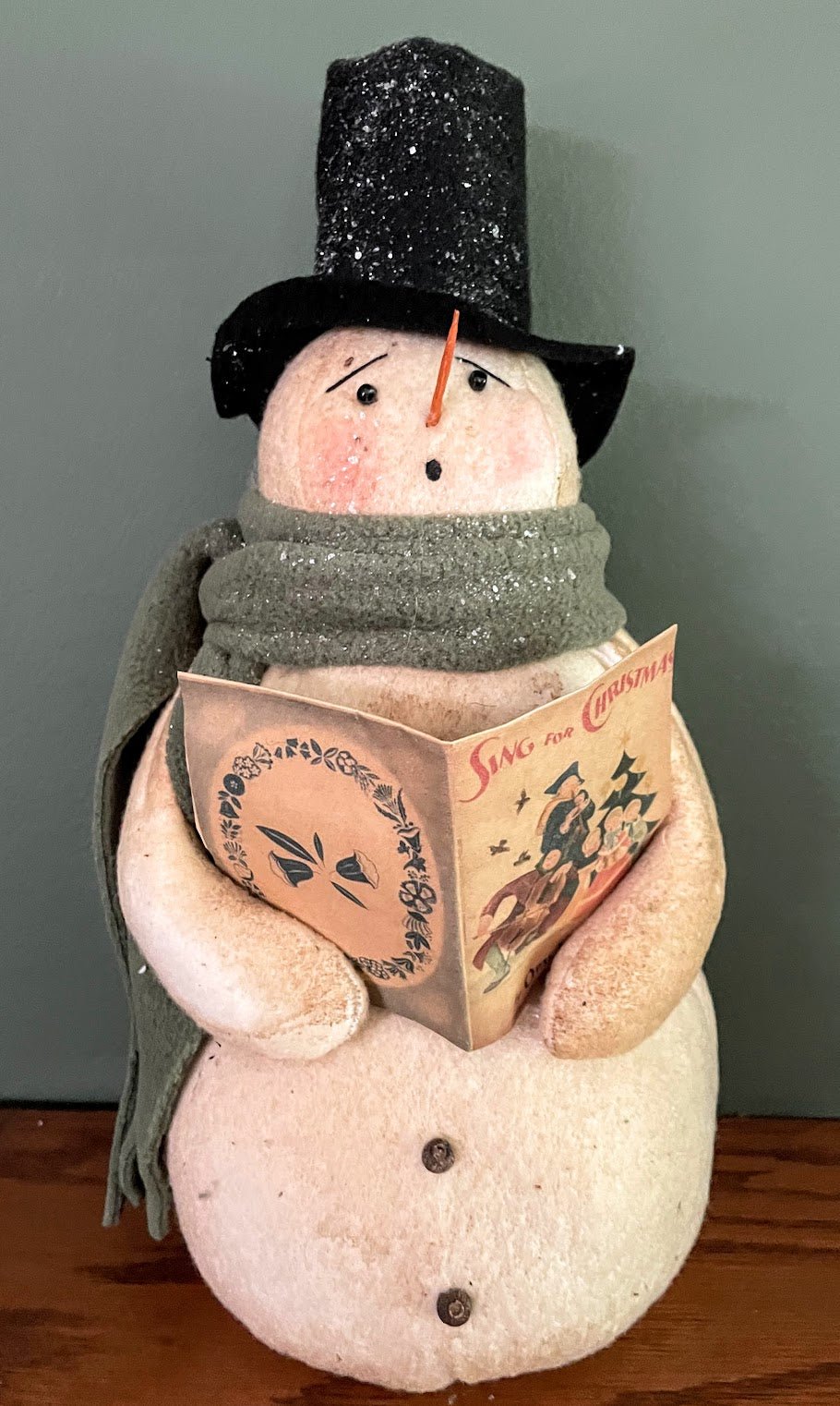 Primitive Handcrafted Christmas Singing Caroler Snowman Folk Art Country 11&quot; - The Primitive Pineapple Collection