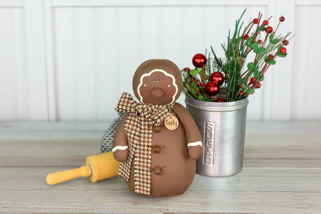 Honey and Me Christmas Tasty the Gingerbread Man 9 1/2" - The Primitive Pineapple Collection