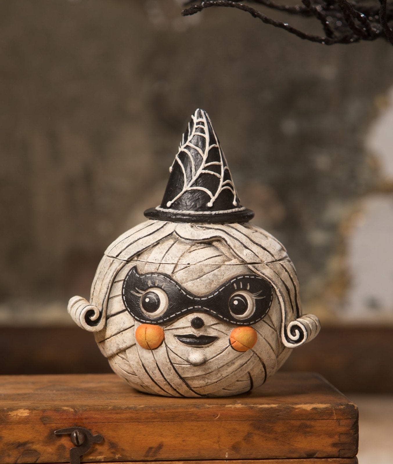 Bethany Lowe Halloween Mummy Mia Johanna Parker JP2031 - The Primitive Pineapple Collection