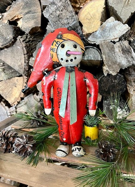 Primitive Christmas 10.25&quot; Recycled Calvin Metal Snowman Figurine - The Primitive Pineapple Collection