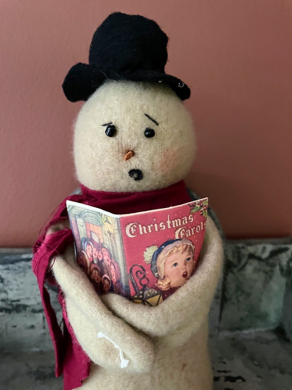 Primitive Handcrafted Christmas 8" Caroling Snowman in Lid w/ Greens Hat and Scarf - The Primitive Pineapple Collection