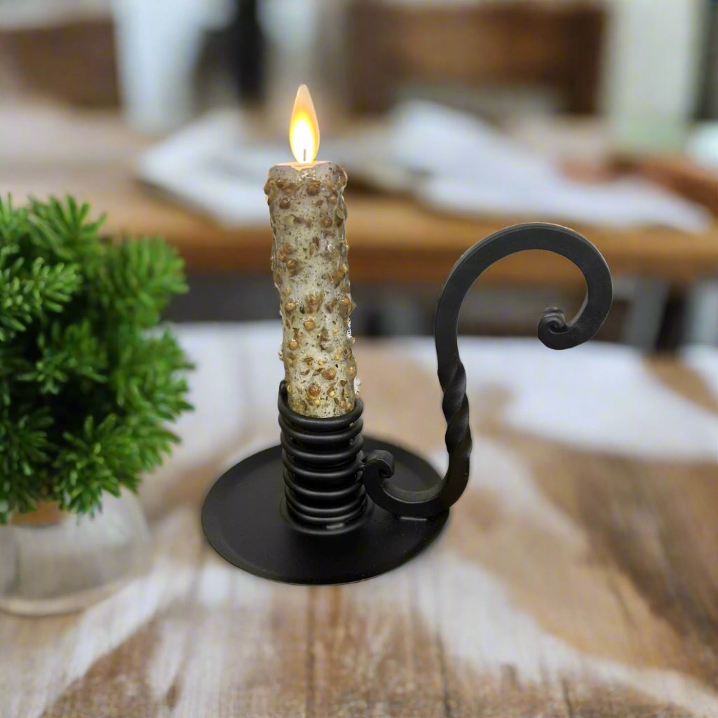 Primitive Handcrafted USA 7" Moving Flame Welcome Lamp - The Primitive Pineapple Collection