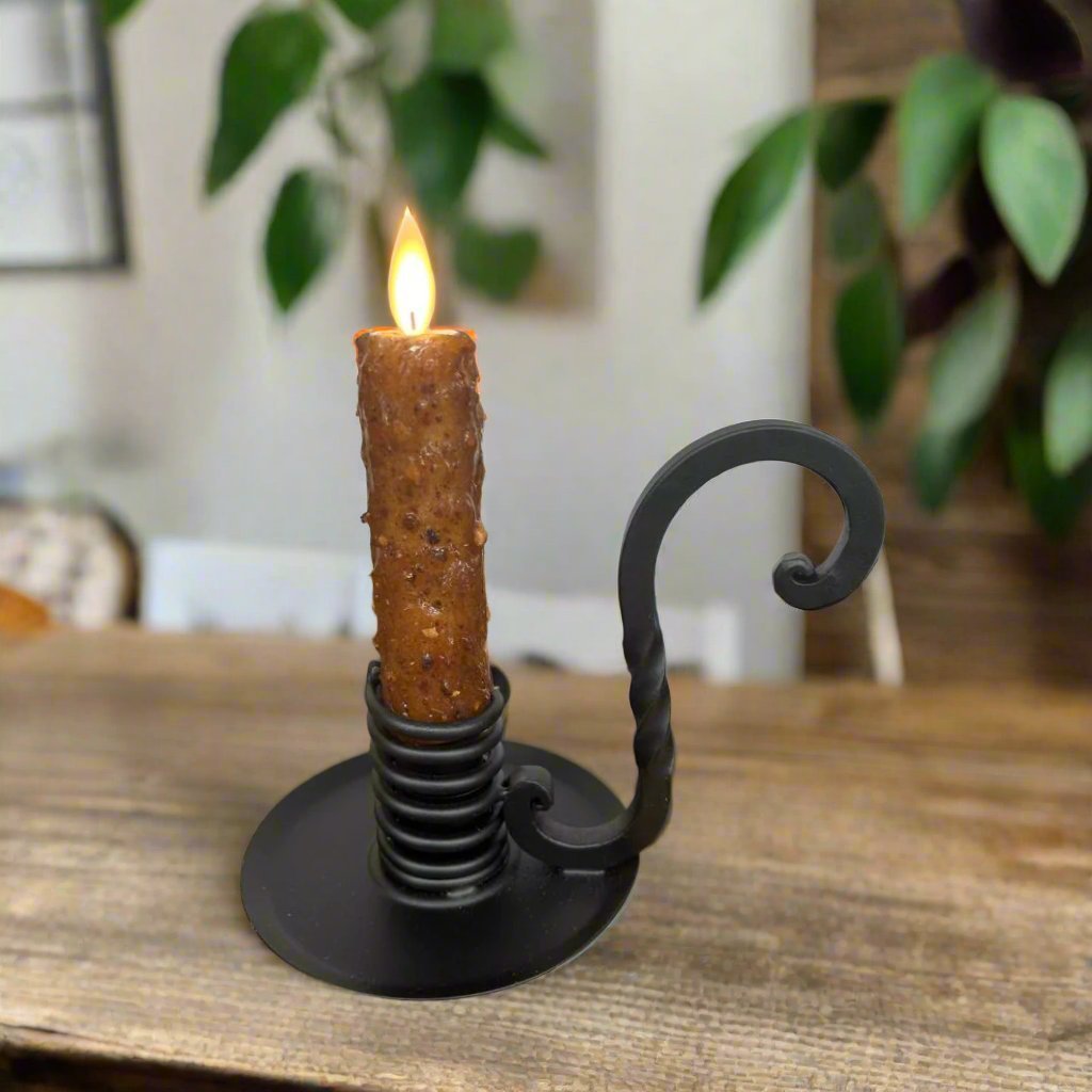 Primitive Handcrafted USA 7" Spicy Rose Hip Brown Moving Flame Welcome Lamp - The Primitive Pineapple Collection