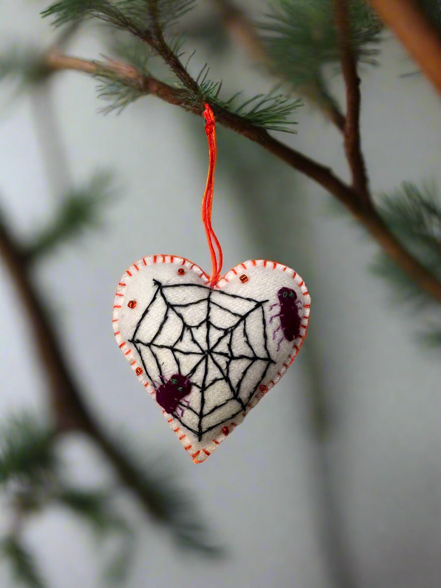 Primitive Handcrafted Halloween Felt 3” Spider w/ Web Heart Ornament - The Primitive Pineapple Collection