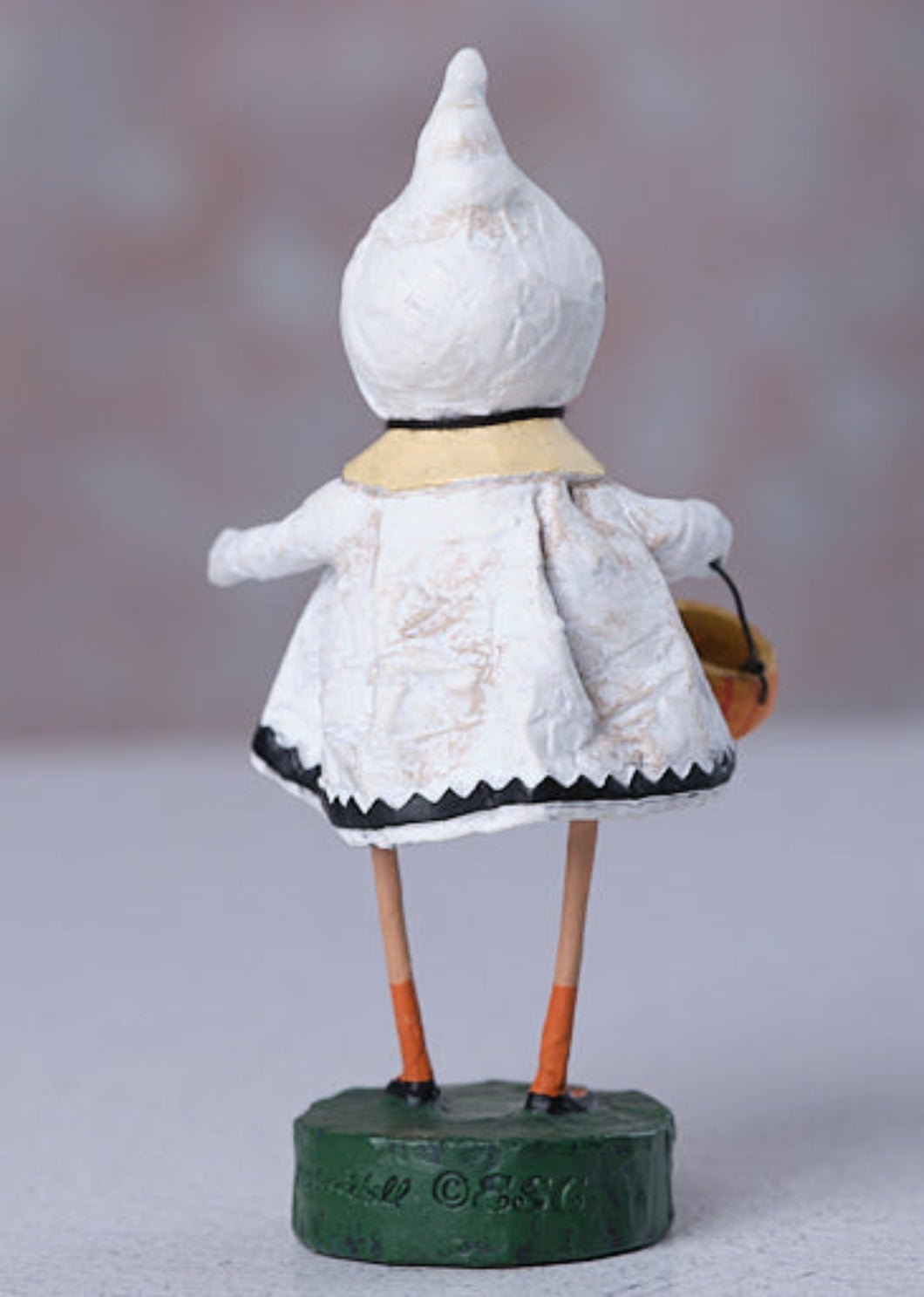 ESC Folk art Collectable Halloween Little Boo Lori Mitchell 10288 - The Primitive Pineapple Collection