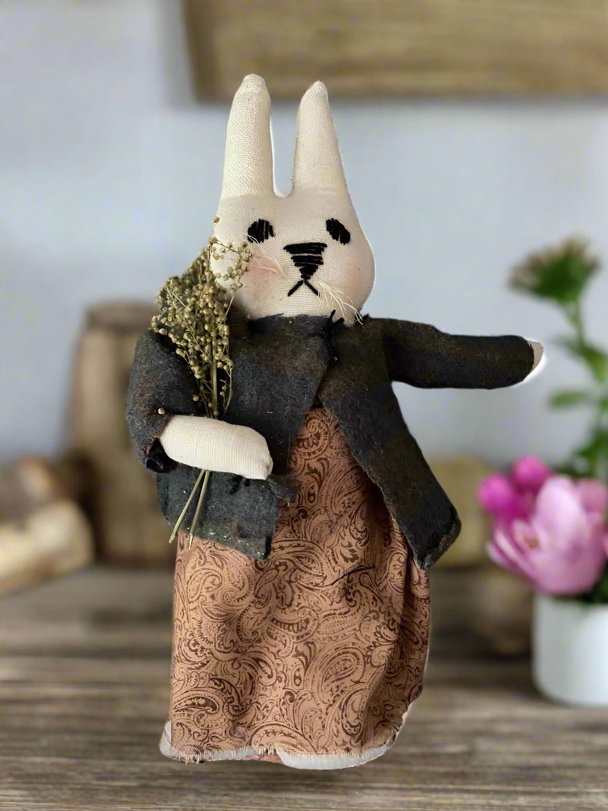 Primitive Handcrafted Spring Daisy Bunny w/Wool Sweet Annie - The Primitive Pineapple Collection