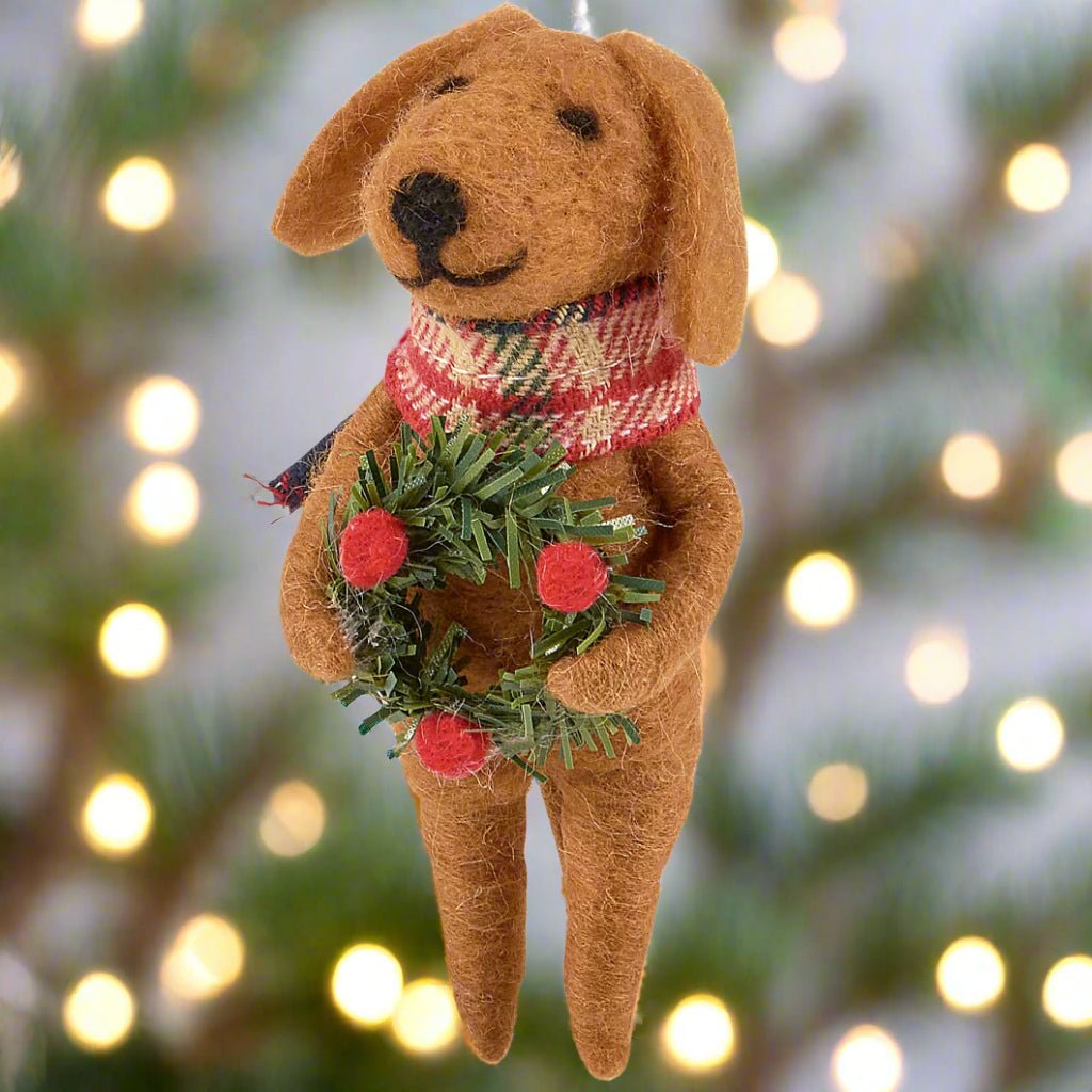 Primitive Christmas Felt Wreath Dog Ornament - The Primitive Pineapple Collection