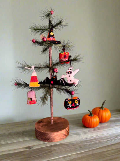 Primitive Handcrafted Halloween Felt 2” Black Crow Ornament - The Primitive Pineapple Collection