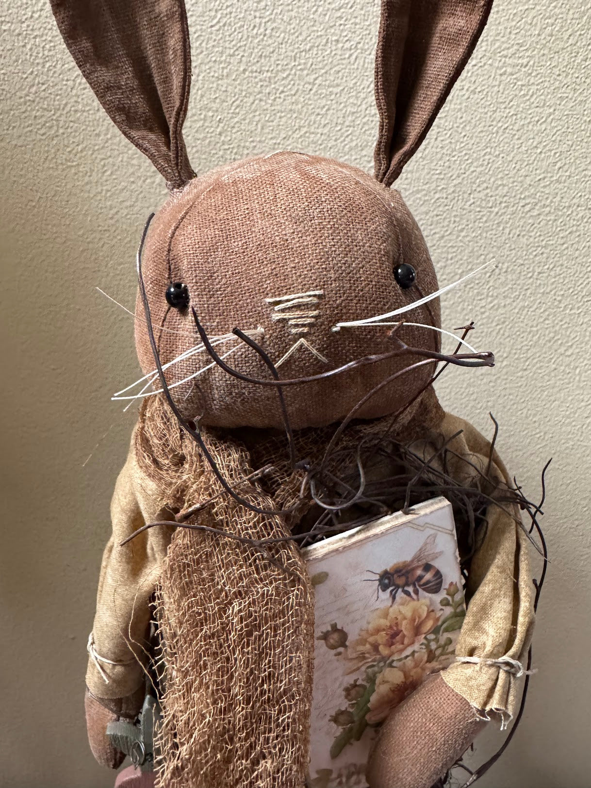 Primitive Folk Art USA Spring/Easter Bunny w/ Vintage Bee Book 18&quot;