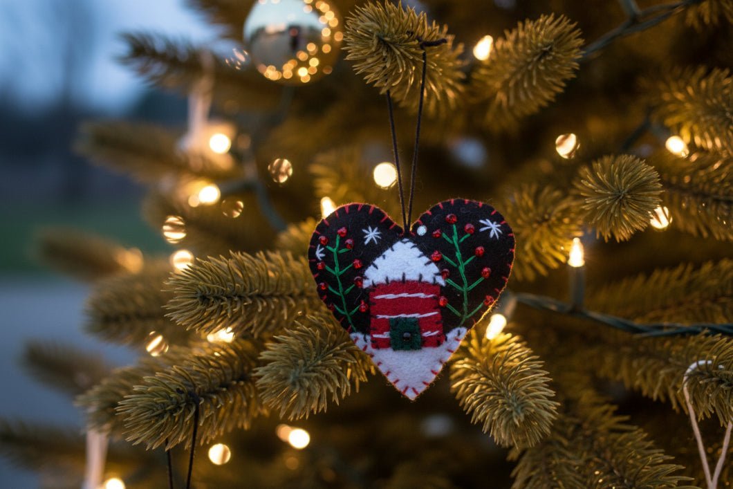 Primitive Christmas Handcrafted Felt 2" Black Heart w/ House/Trees Ornament - The Primitive Pineapple Collection