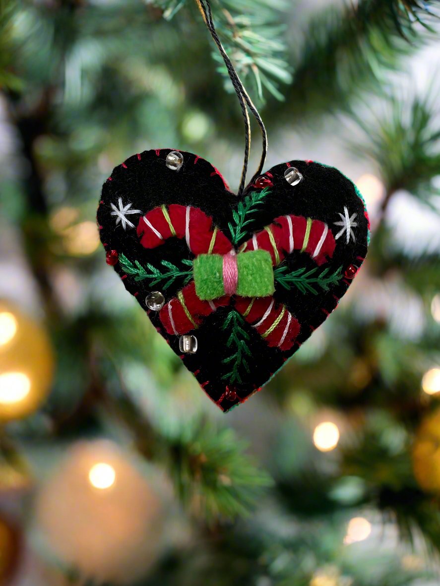 Primitive Christmas Handcrafted Felt 2&quot; Black Heart w/ Candy Canes Ornament