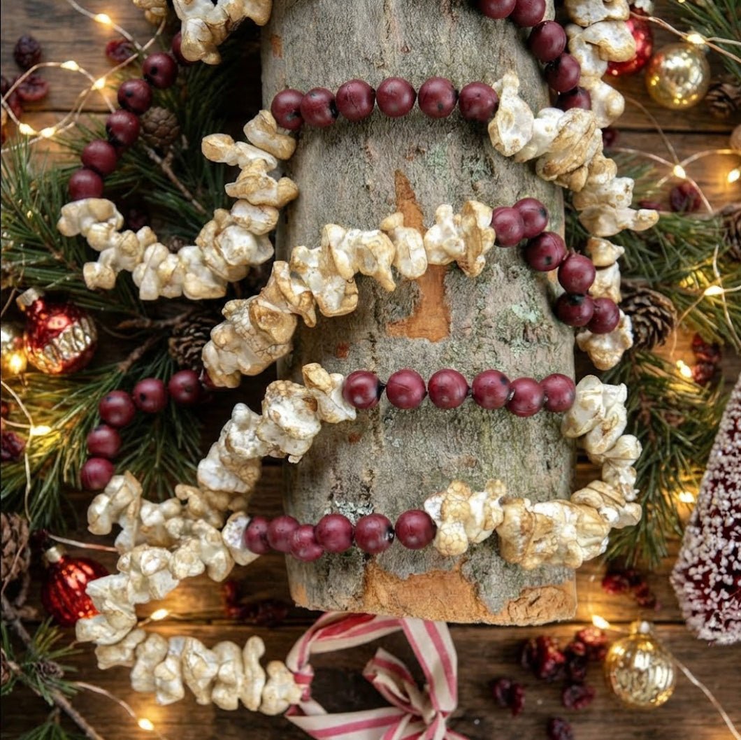 Ragon House 9-Foot Faux Popcorn &amp; Cranberry Christmas Garland - The Primitive Pineapple Collection