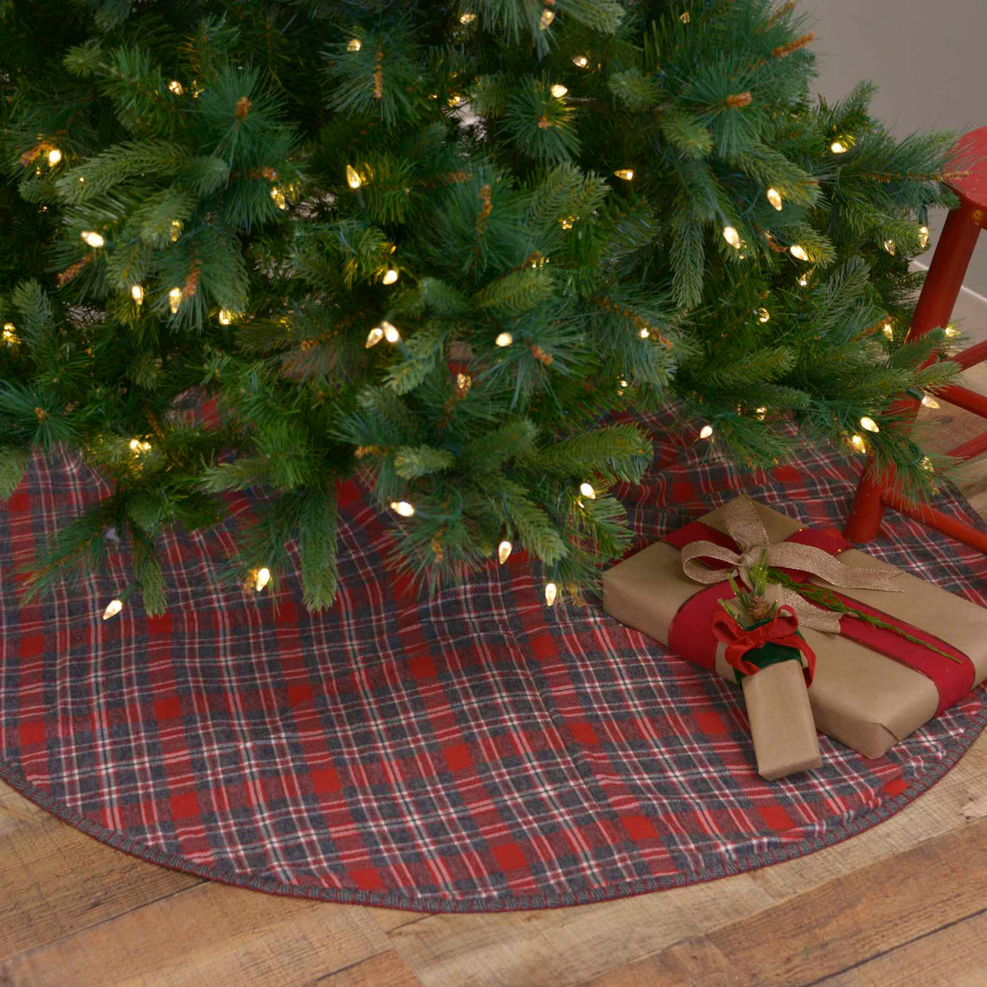 Christmas Holiday Anderson Plaid Tree Skirt 48&quot; - The Primitive Pineapple Collection