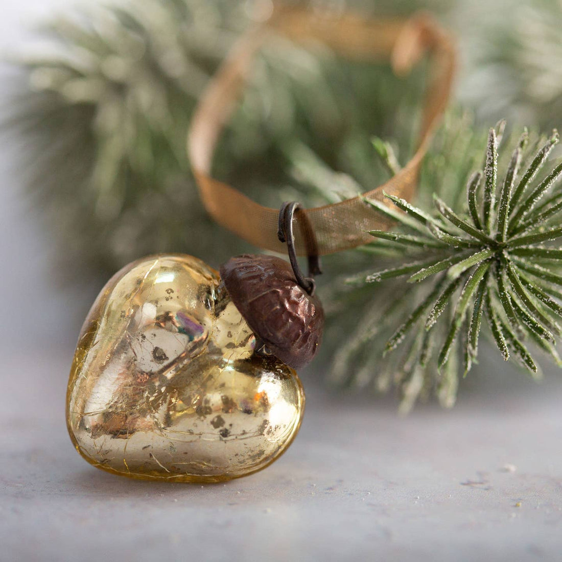 Christmas Handmade 1” Crackle Gold Heart Ornaments 6 pc Set - The Primitive Pineapple Collection