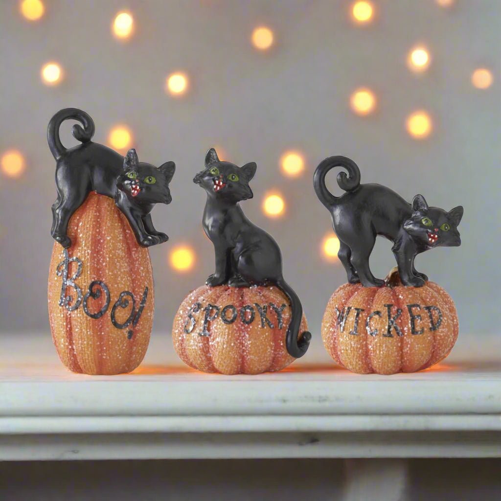 Halloween Folk Art Retro look 6.5&quot; Black Cats on Glittered Pumpkin 3 Styles - The Primitive Pineapple Collection