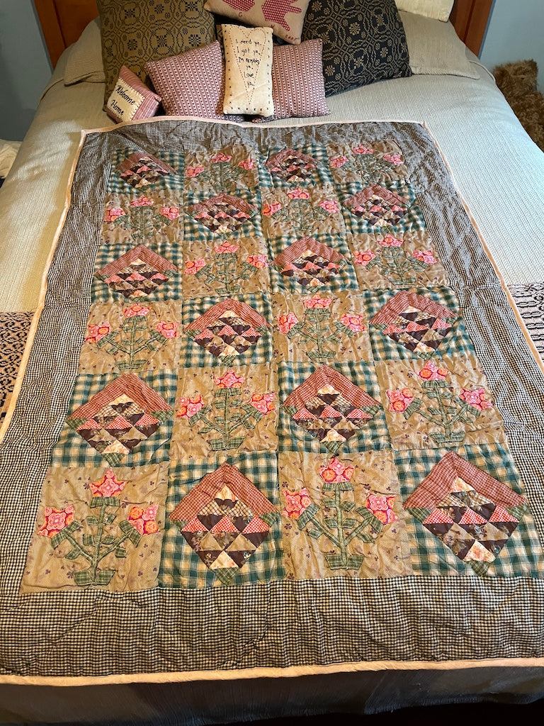 Primitive Farmhouse Flower Basket Large Quilt with Hanging Tabs 52&quot;