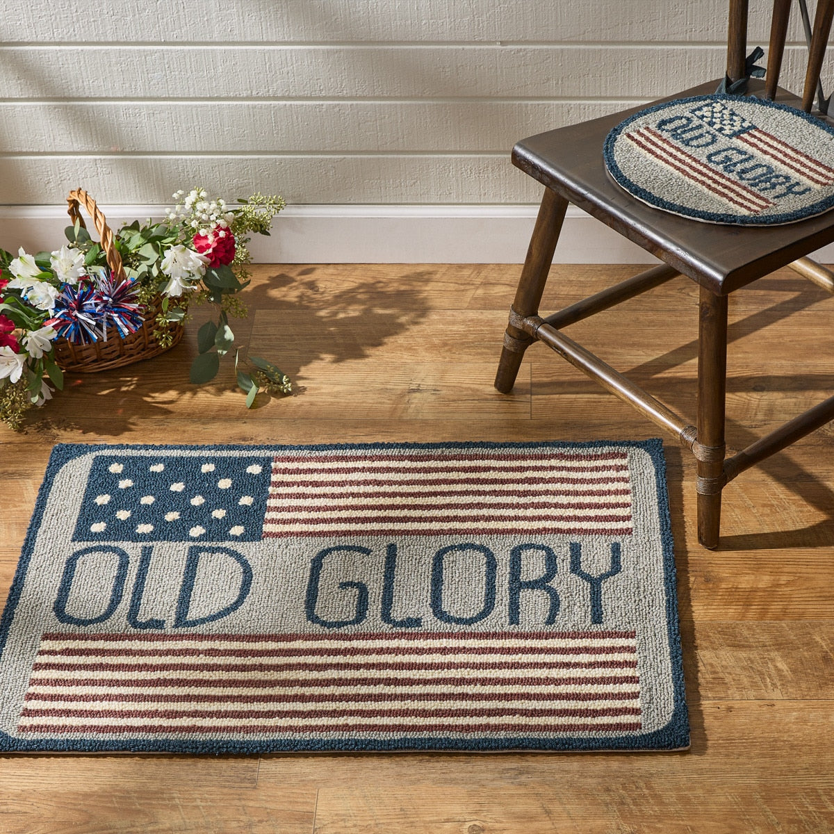 Primitive Farmhouse Old Glory Folk Art Hooked Chair Pad 14.5&quot;