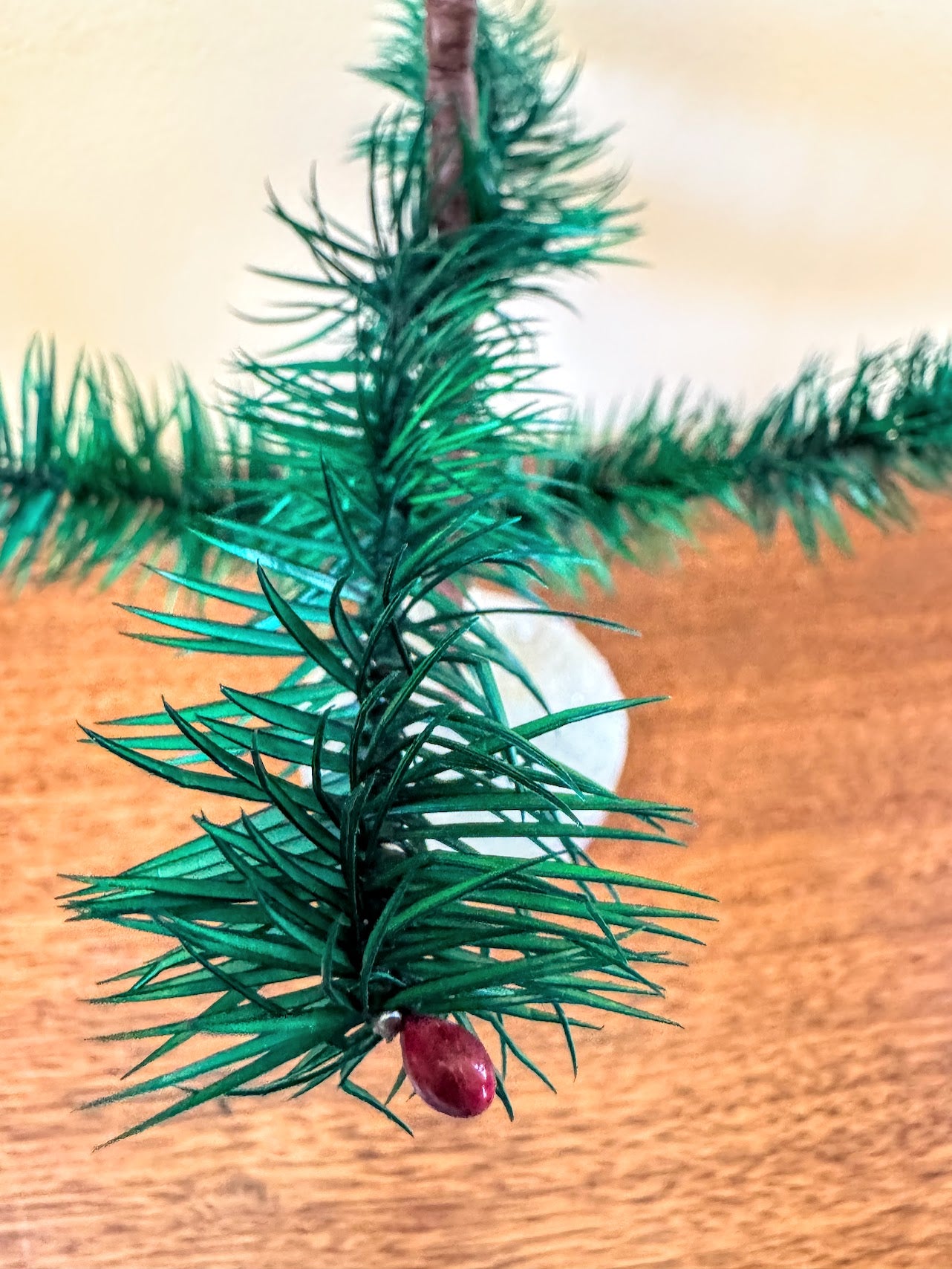 Primitive Bethany Lowe Inspired German Style Goose Feather Tree w/ Red Berries 15&quot;