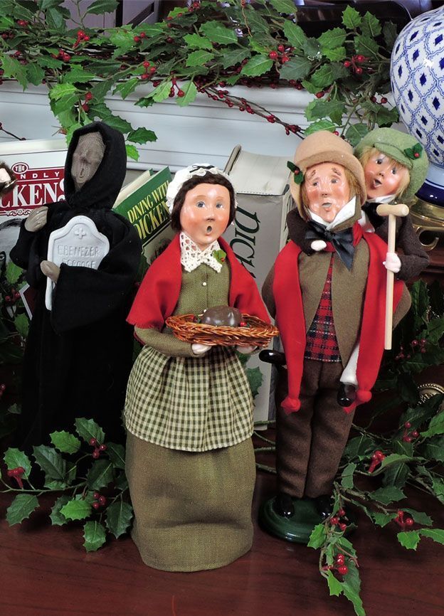 Colonial Byers Choice Christmas Bob Crotchet/Tiny Tim 209 Authorized Dealer - The Primitive Pineapple Collection
