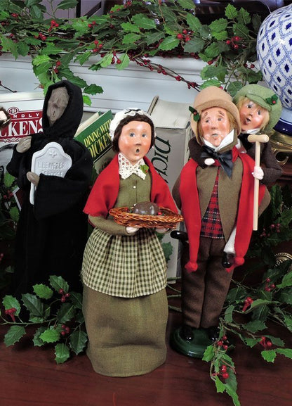Colonial Byers Choice Christmas Bob Crotchet/Tiny Tim 209 Authorized Dealer - The Primitive Pineapple Collection