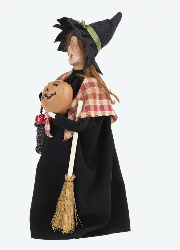 Primitive Colonial Byers Choice Halloween Witch w Pumpkin 7243