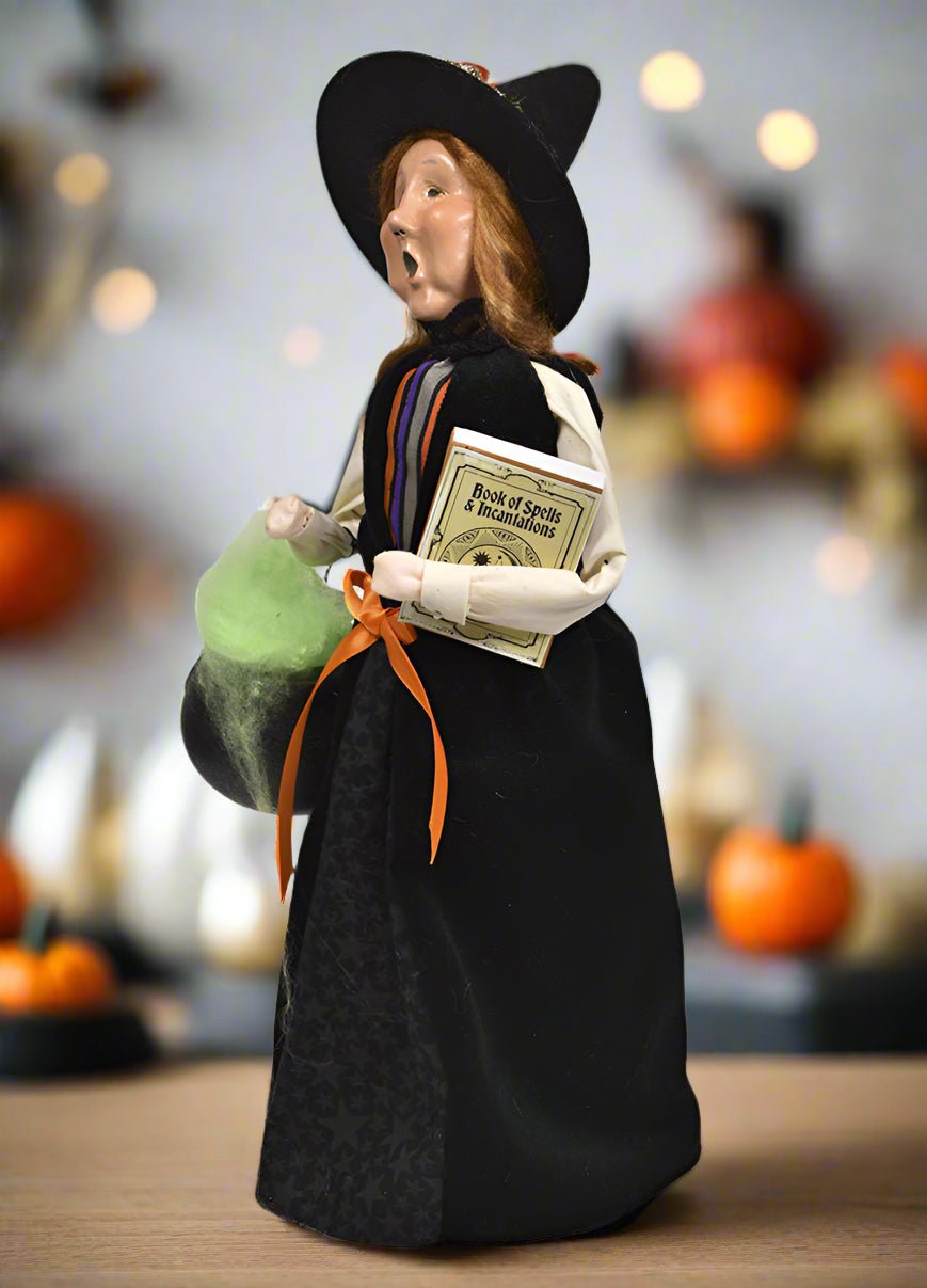 Primitive Colonial Byers Choice Witch w/ Spell Book 7251 - The Primitive Pineapple Collection