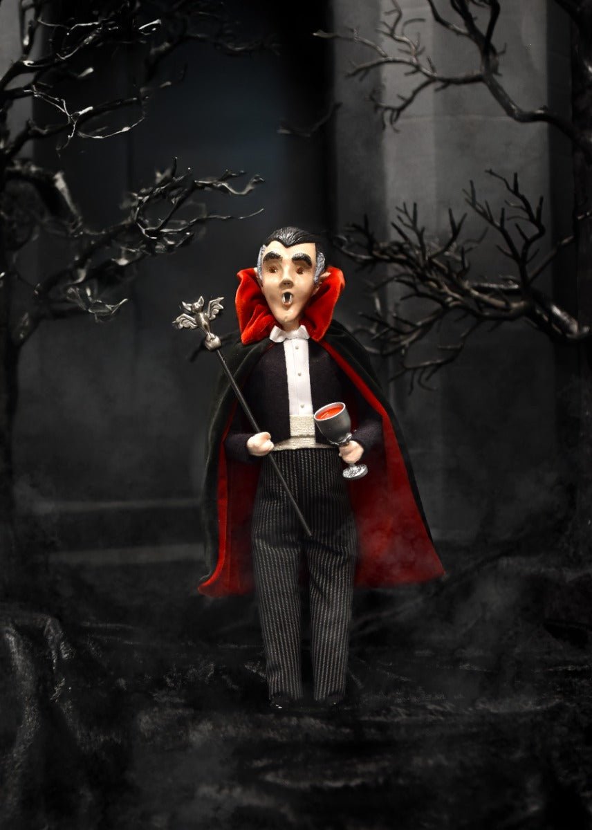 Primitive Colonial Byers Choice Halloween Count Dracula 7254 - The Primitive Pineapple Collection