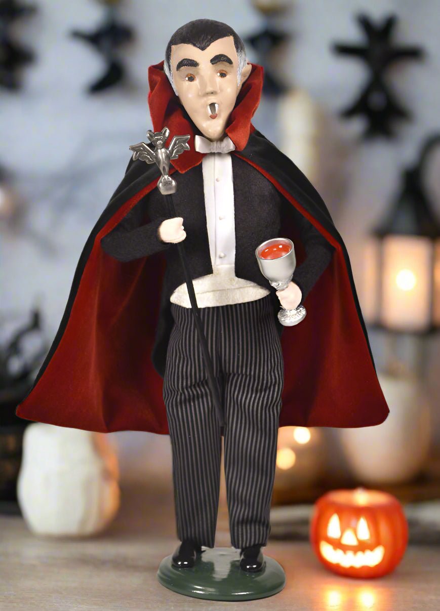 Primitive Colonial Byers Choice Halloween Count Dracula 7254 - The Primitive Pineapple Collection