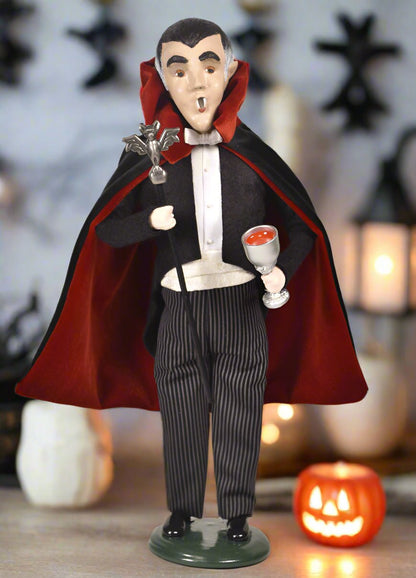 Primitive Colonial Byers Choice Halloween Count Dracula 7254 - The Primitive Pineapple Collection
