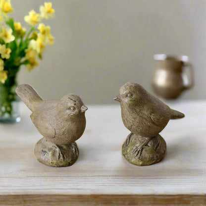 Primitive Farmhouse Vintage Look 2 pc Cement Finish Birds