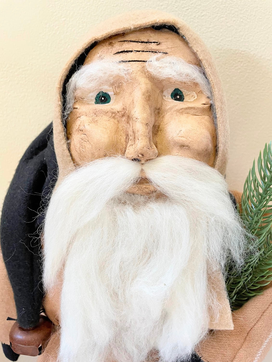 Primitive Christmas Hand Sculpted Clay Face Santa Doll Beige/ Blue 19&quot;