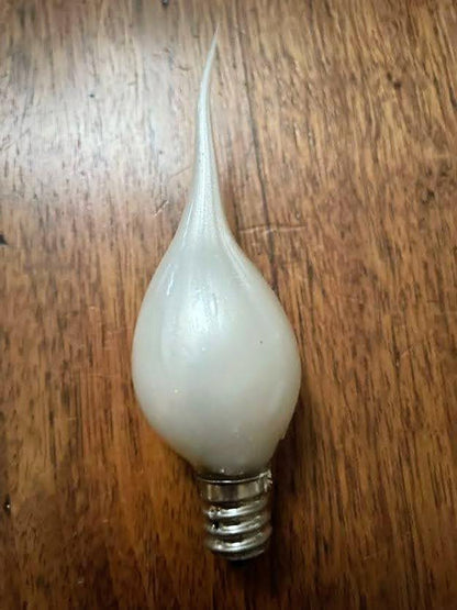 Primitive Holiday 5 watt Silver Dipped Silicone Light Bulb