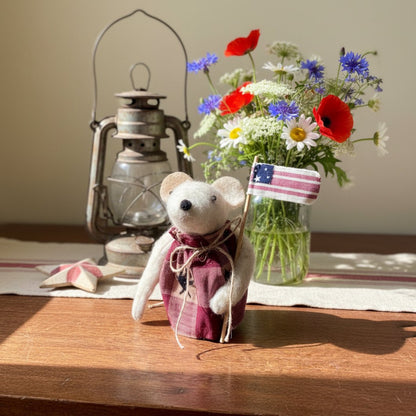 Handcrafted Americana Patriotic Mouse with Flag - The Primitive Pineapple Collection