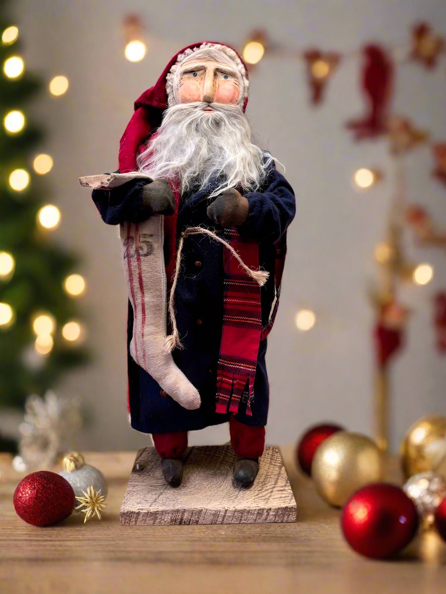 Handcrafted by Michelle Early American Hand Sculpted Clay Face Santa w/Christmas Stocking 20&quot;