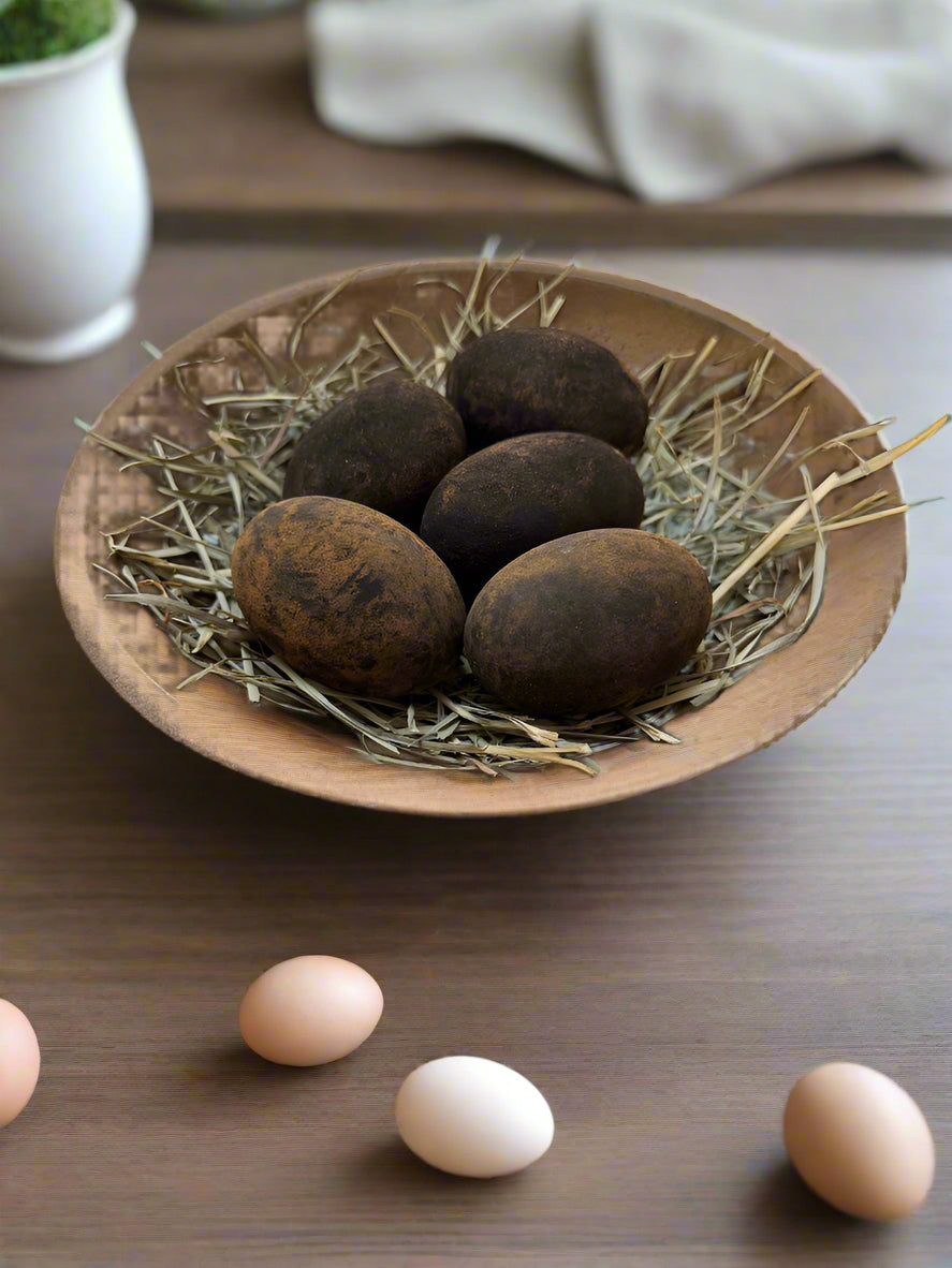 Primitive Handcrafted Black Cinnamon Dusted Eggs w/ Prim Easter Grass 5 pc