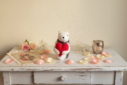 Handcrafted USA 4.5" Sweetheart Mouse Shelf Sitter - The Primitive Pineapple Collection